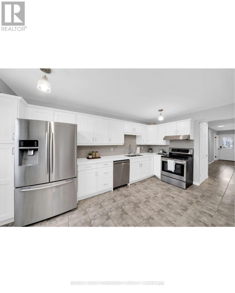420 Britannia Avenue, Bradford West Gwillimbury, Ontario  L3Z 1A7 - Photo 10 - N13795706