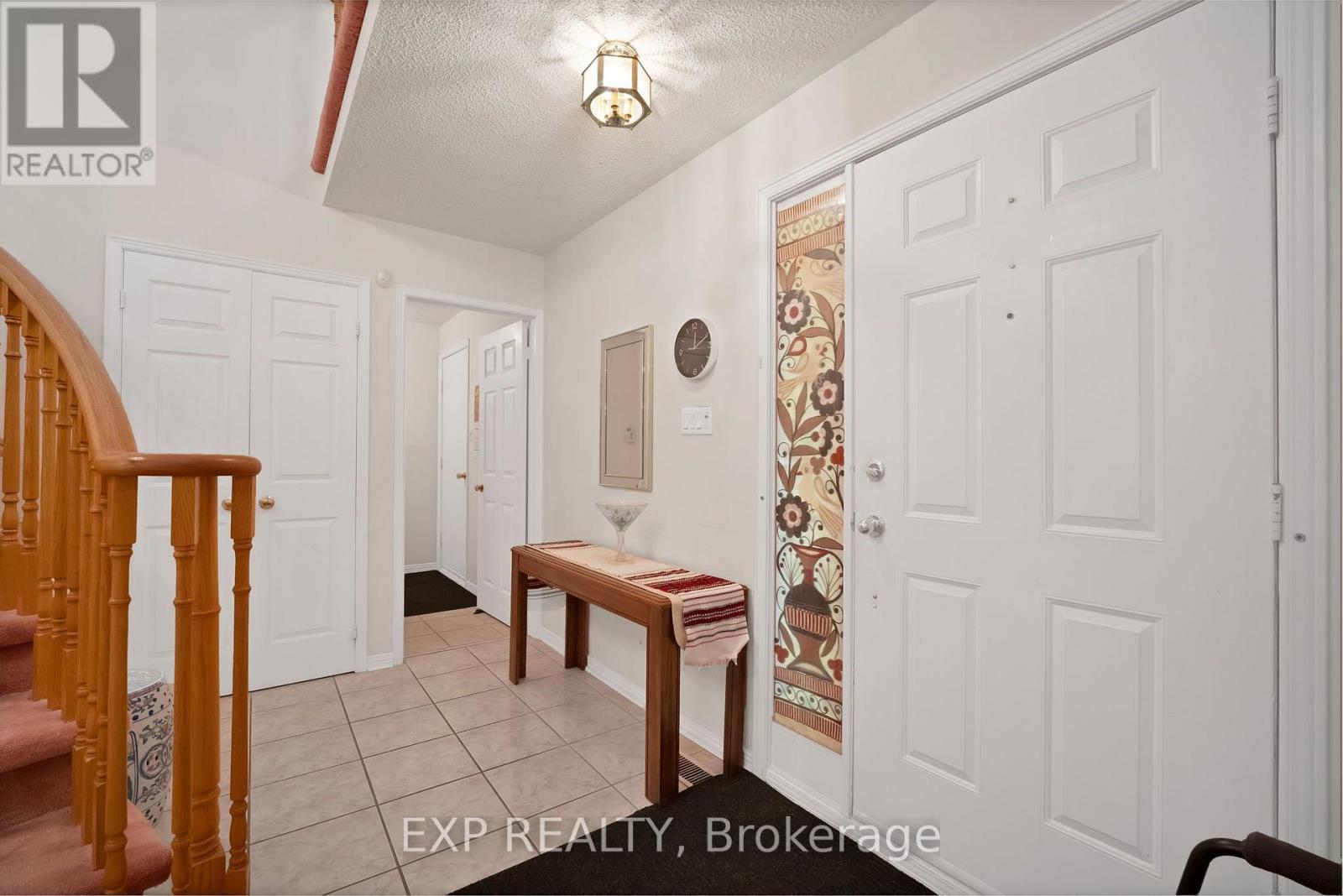 103 Longwater Chase, Markham, Ontario  L3R 4A9 - Photo 6 - N13795892