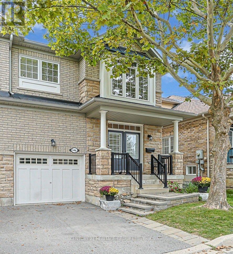 546 TAPESTRY LANE, Newmarket, Ontario