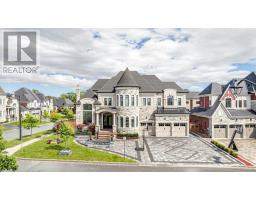3 SIR HENRY COURT, King, Ontario