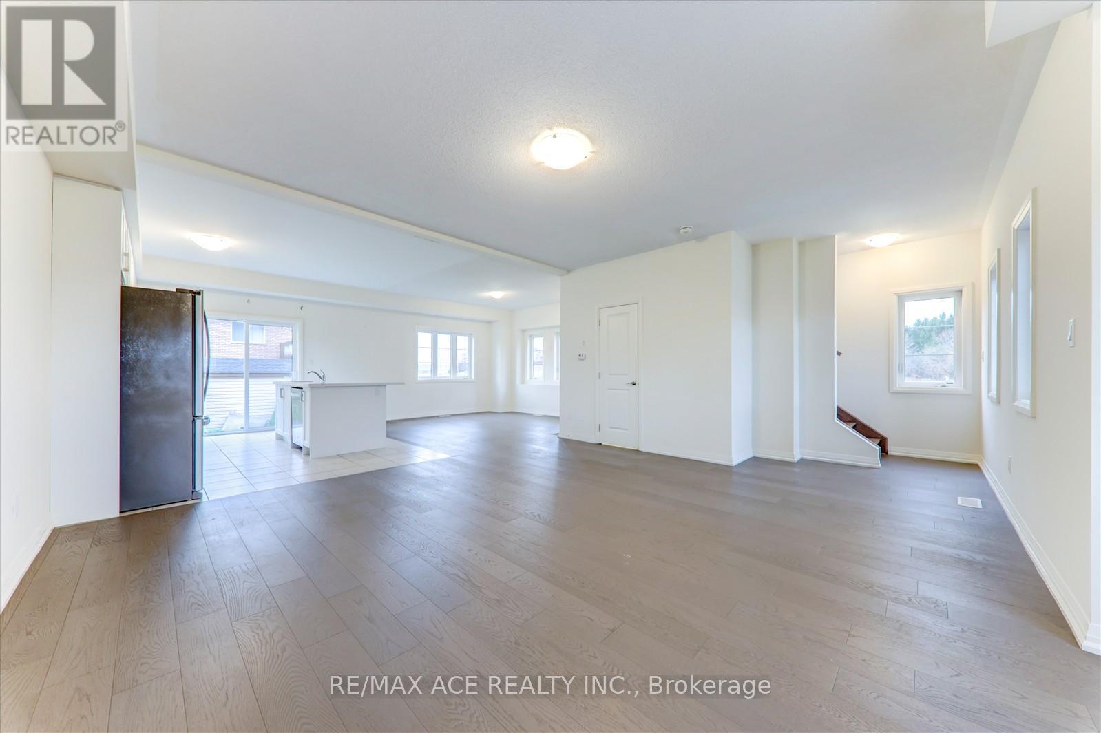 2 Lahey Crescent, Penetanguishene, Ontario  L9M 0W1 - Photo 23 - S13795668