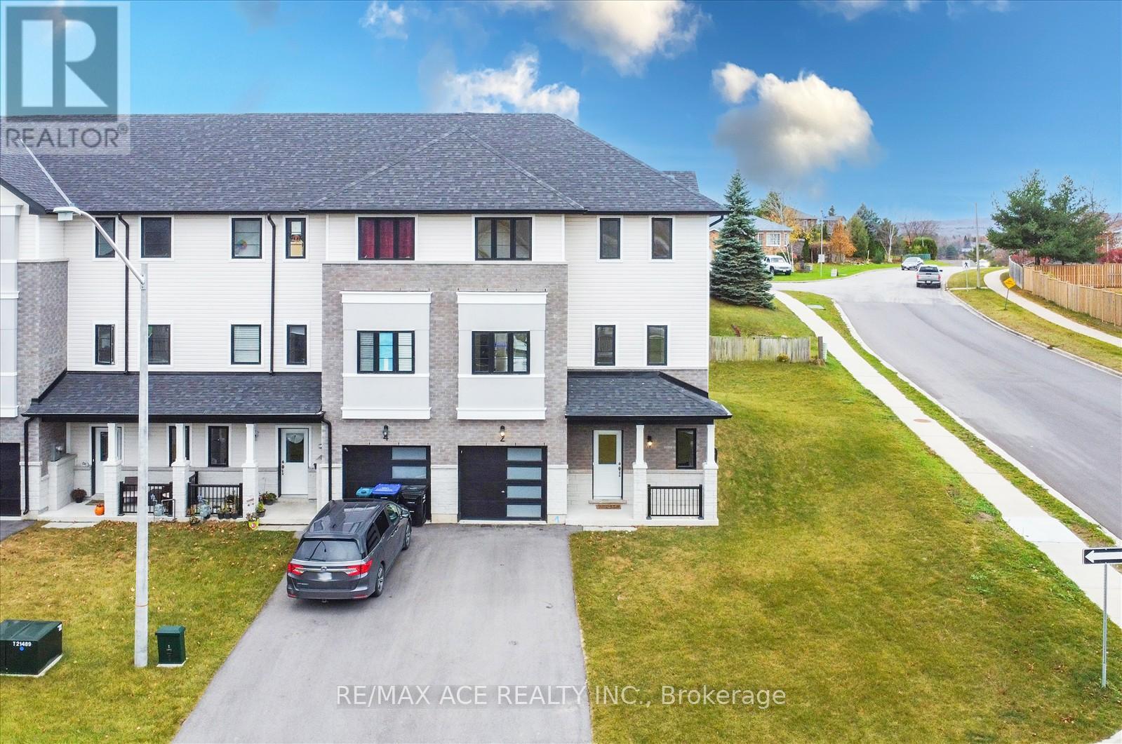 2 Lahey Crescent, Penetanguishene, Ontario  L9M 0W1 - Photo 5 - S13795668