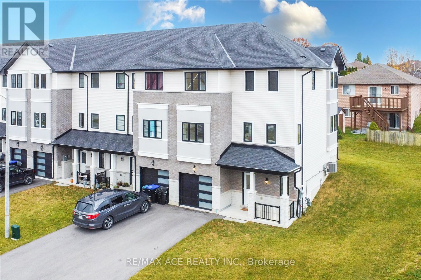 2 Lahey Crescent, Penetanguishene, Ontario  L9M 0W1 - Photo 6 - S13795668