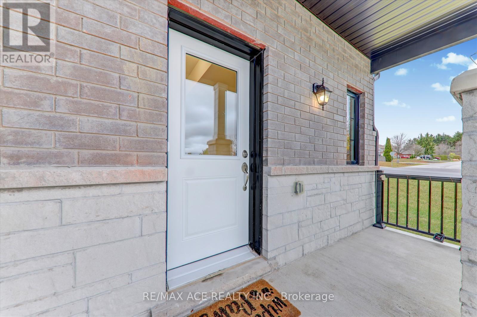 2 Lahey Crescent, Penetanguishene, Ontario  L9M 0W1 - Photo 7 - S13795668