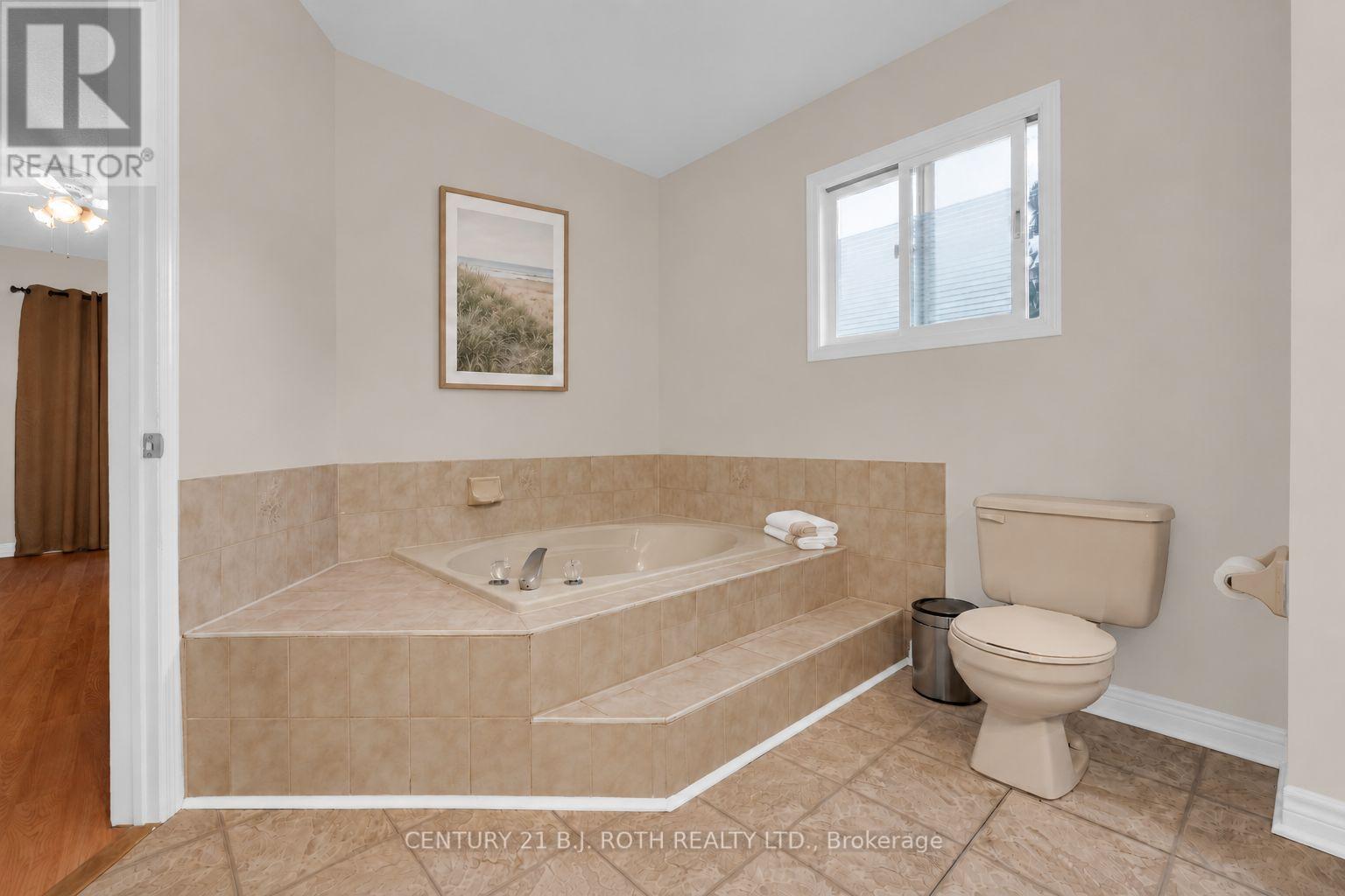 131 Browning Trail, Barrie, Ontario  L4N 6R2 - Photo 21 - S13795912