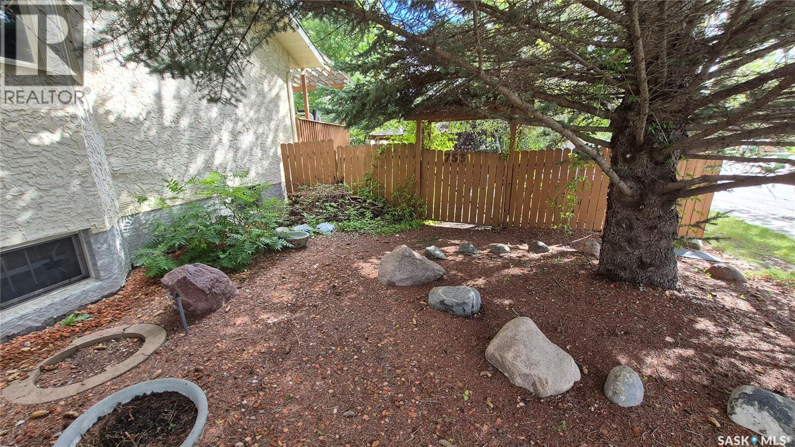 7531 Pond Place, Regina, Saskatchewan  S4Y 1E3 - Photo 74 - SK048569