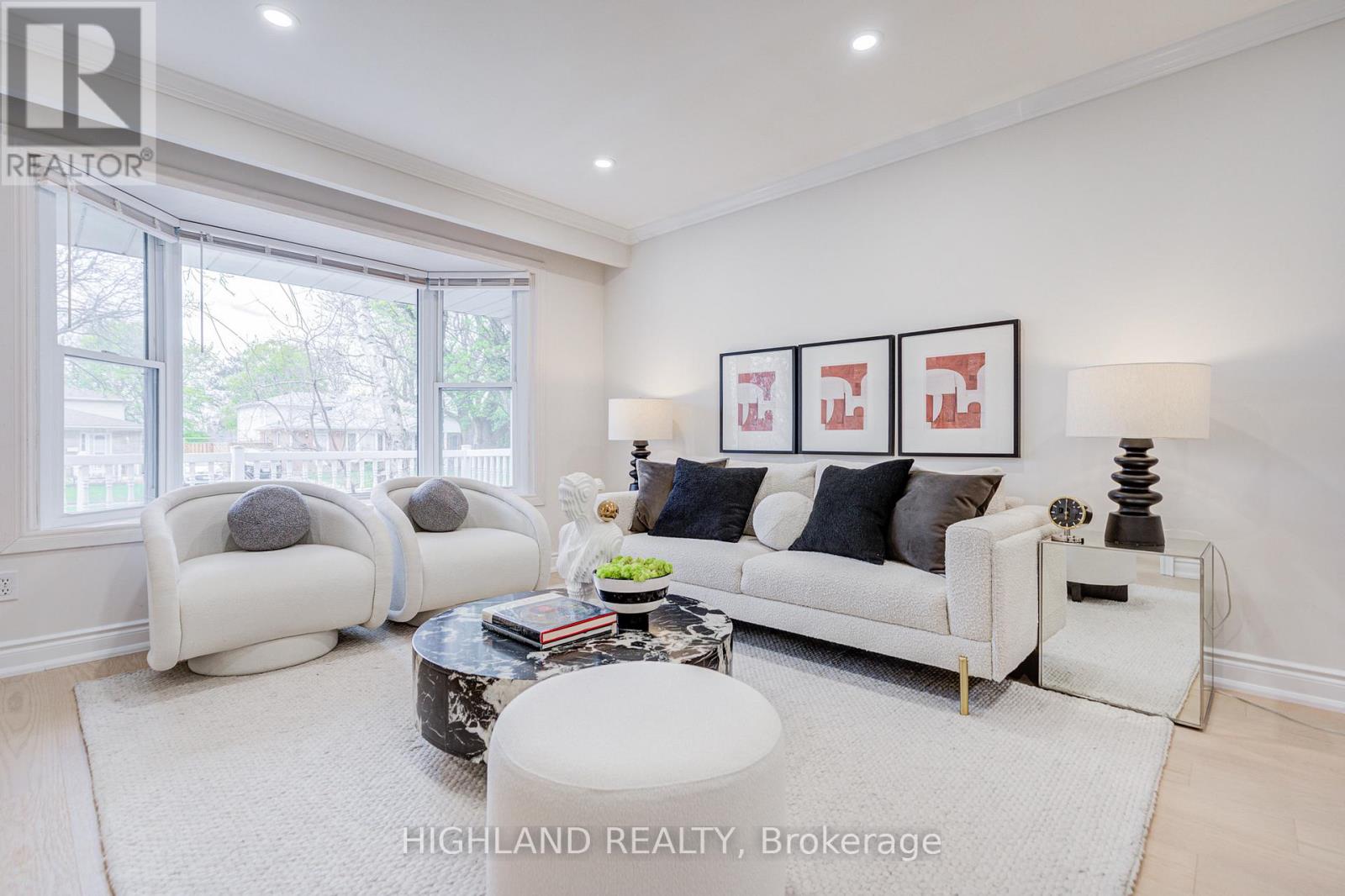 2231 Buttonbush Crescent, Mississauga, Ontario  L5L 1C4 - Photo 10 - W13795636