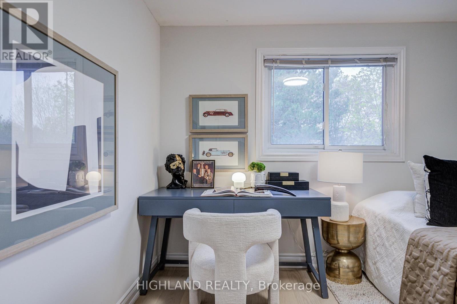 2231 Buttonbush Crescent, Mississauga, Ontario  L5L 1C4 - Photo 31 - W13795636