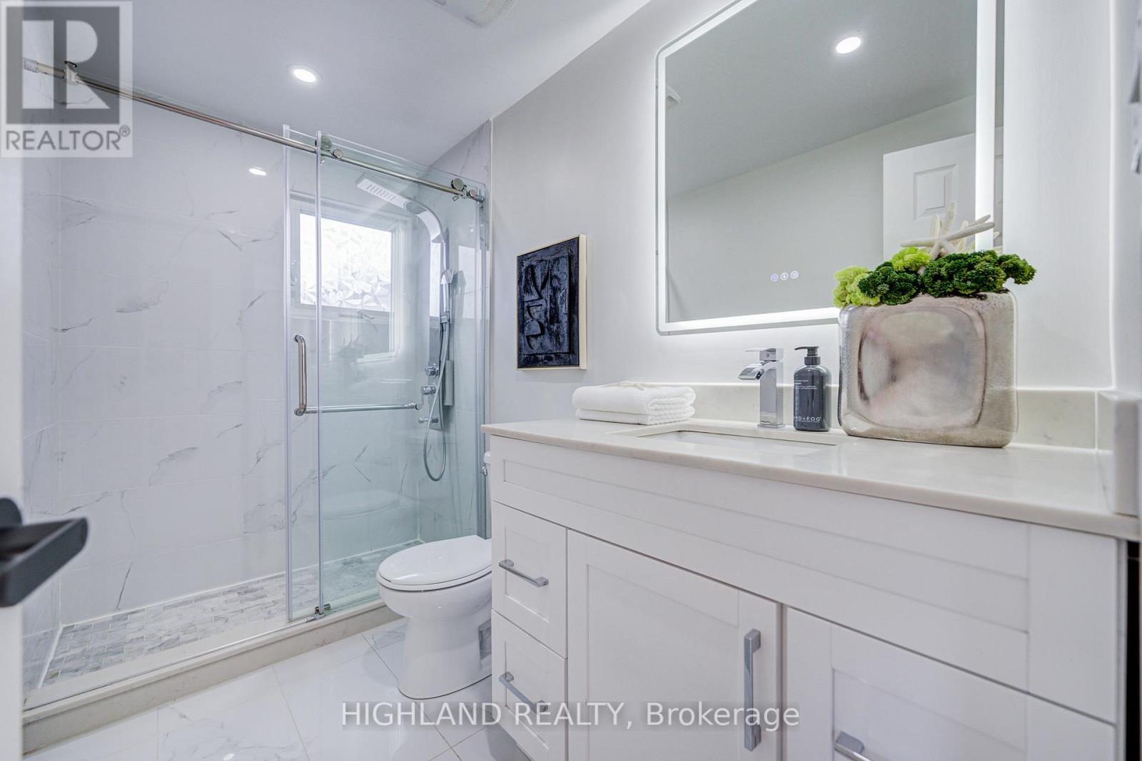 2231 Buttonbush Crescent, Mississauga, Ontario  L5L 1C4 - Photo 35 - W13795636