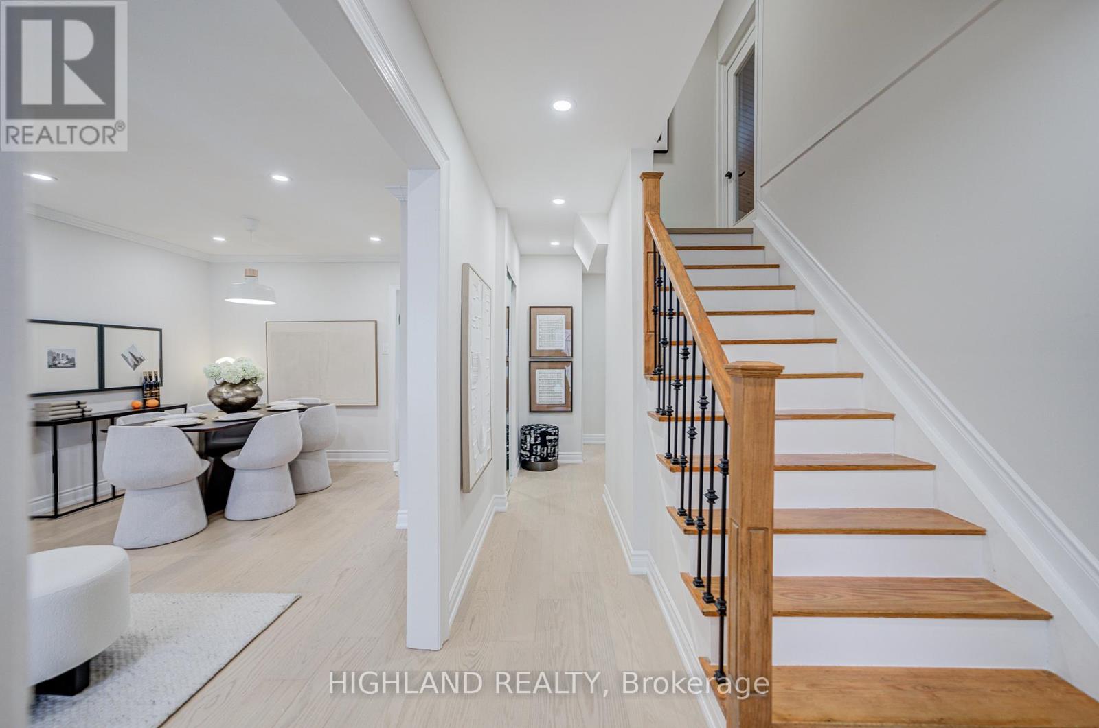2231 Buttonbush Crescent, Mississauga, Ontario  L5L 1C4 - Photo 8 - W13795636