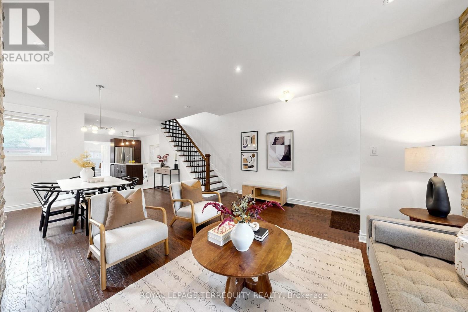 Upper - 150 Osler Street, Toronto, Ontario  M6N 2Y8 - Photo 6 - W13795646