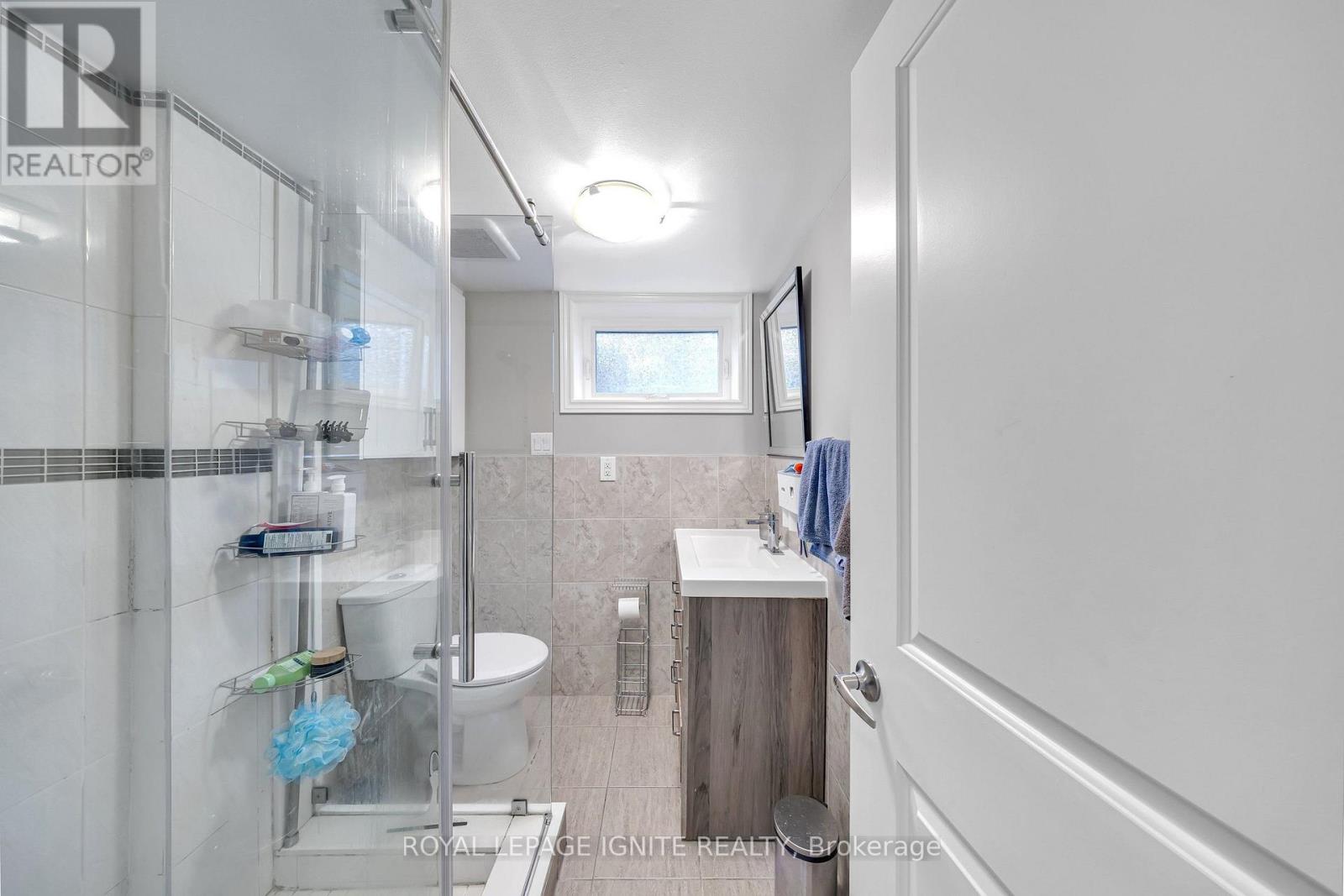 45 Redwater Drive, Toronto, Ontario  M9W 1Z5 - Photo 34 - W13795804