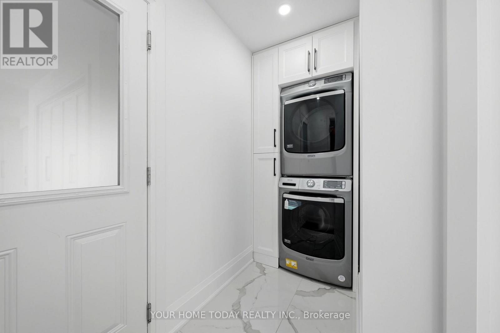 27 Chantelay Crescent, Halton Hills, Ontario  L7G 4S5 - Photo 21 - W13795906