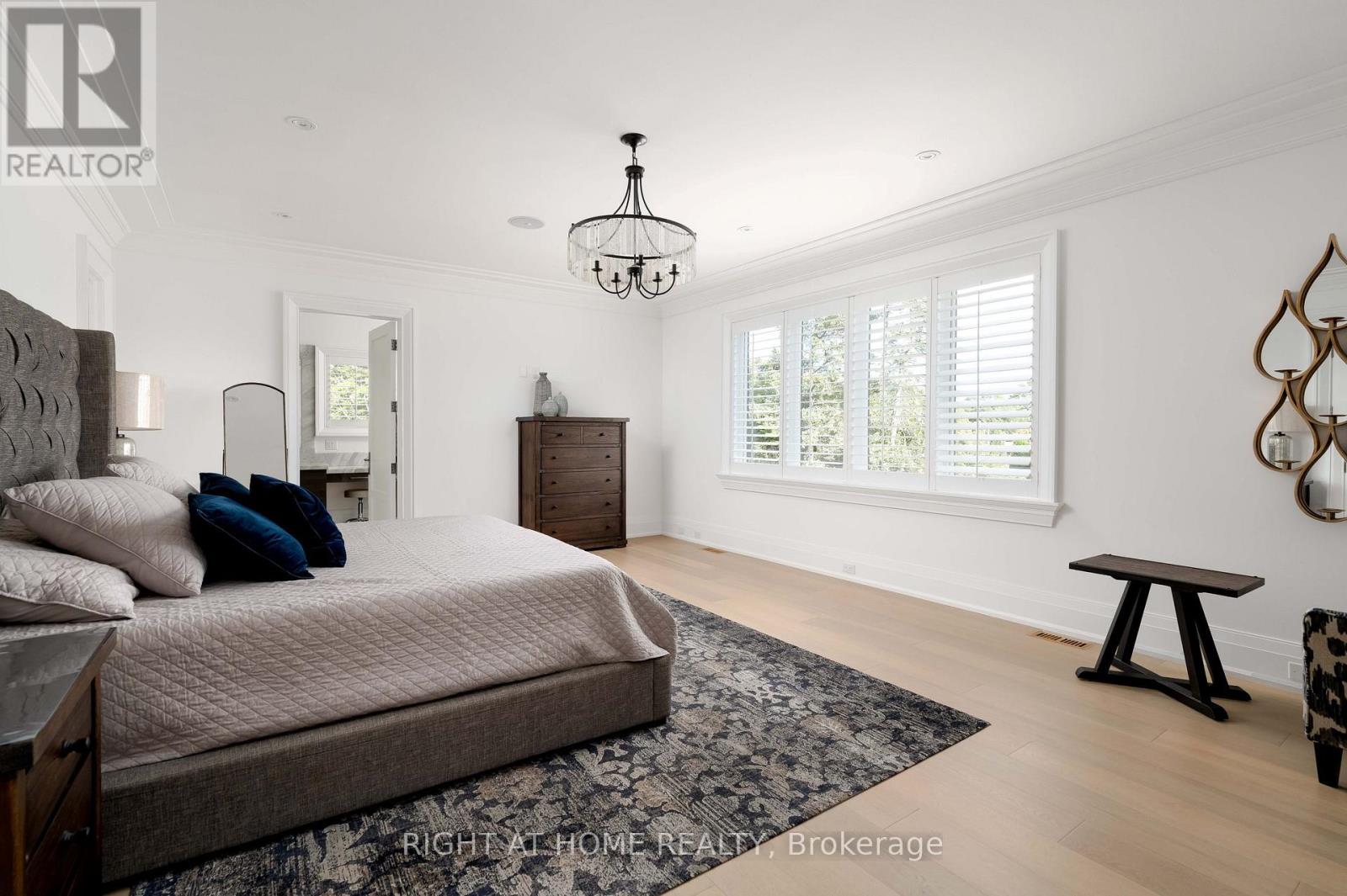1410 Stanbury Road, Oakville, Ontario  L6L 2J6 - Photo 17 - W13795916