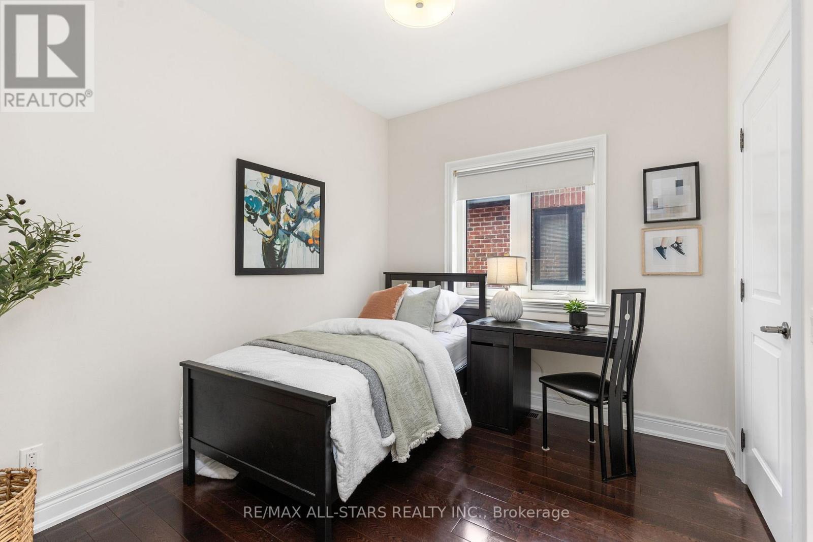 1113b Islington Avenue, Toronto, Ontario  M8Z 4S3 - Photo 30 - W13795920