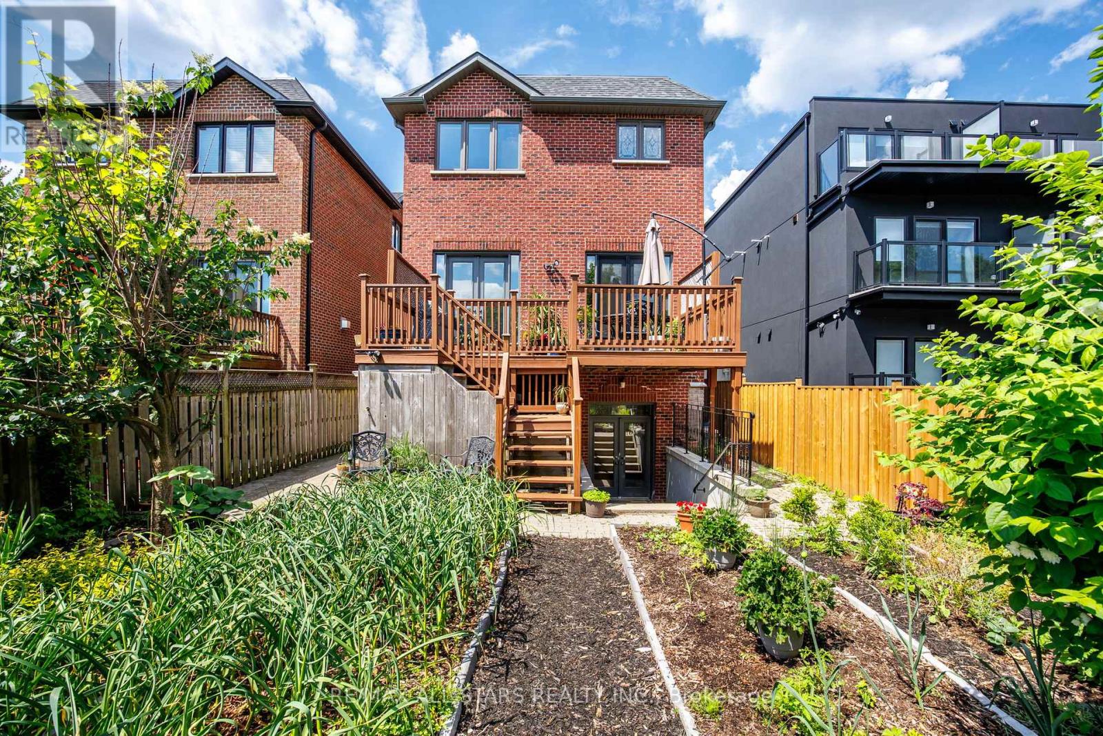 1113b Islington Avenue, Toronto, Ontario  M8Z 4S3 - Photo 42 - W13795920