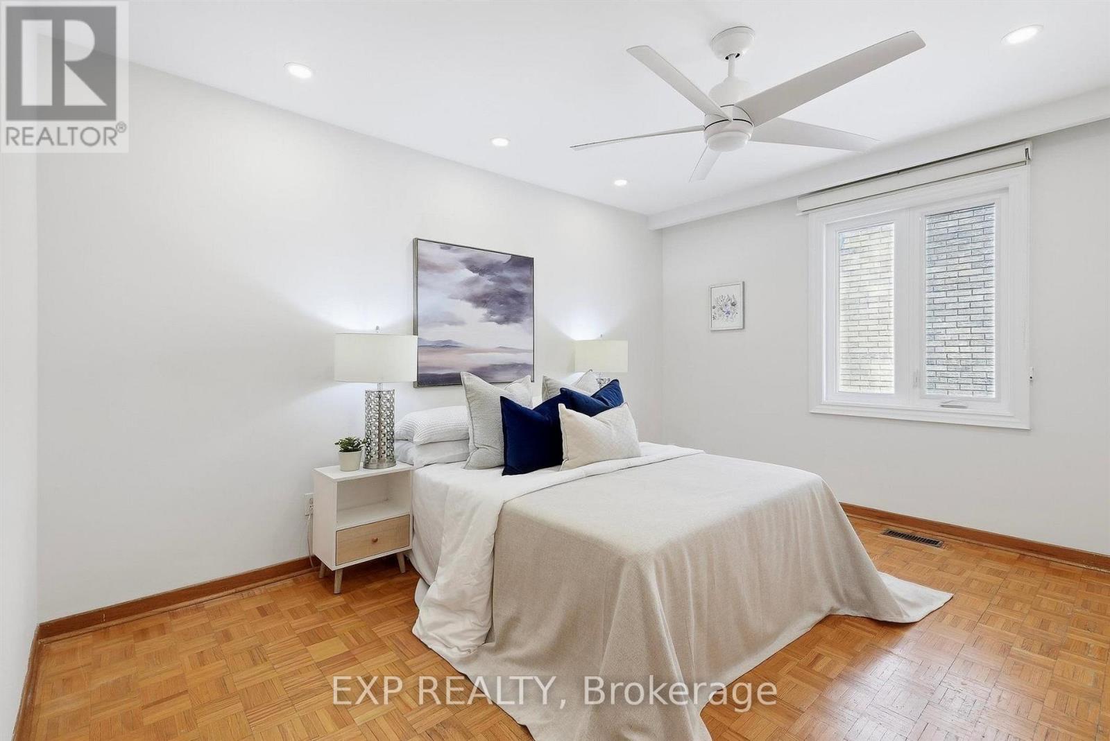 21 Wallasey Avenue, Toronto, Ontario  M9M 1E1 - Photo 20 - W13795928