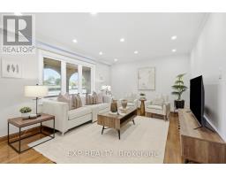 21 WALLASEY AVENUE, Toronto, Ontario