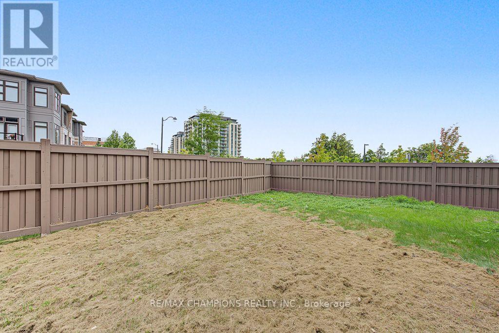 4 Arcola Street, Brampton, Ontario  L6P 4N6 - Photo 21 - W13795934