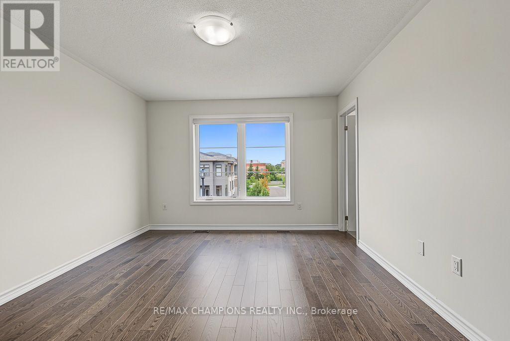 4 Arcola Street, Brampton, Ontario  L6P 4N6 - Photo 9 - W13795934