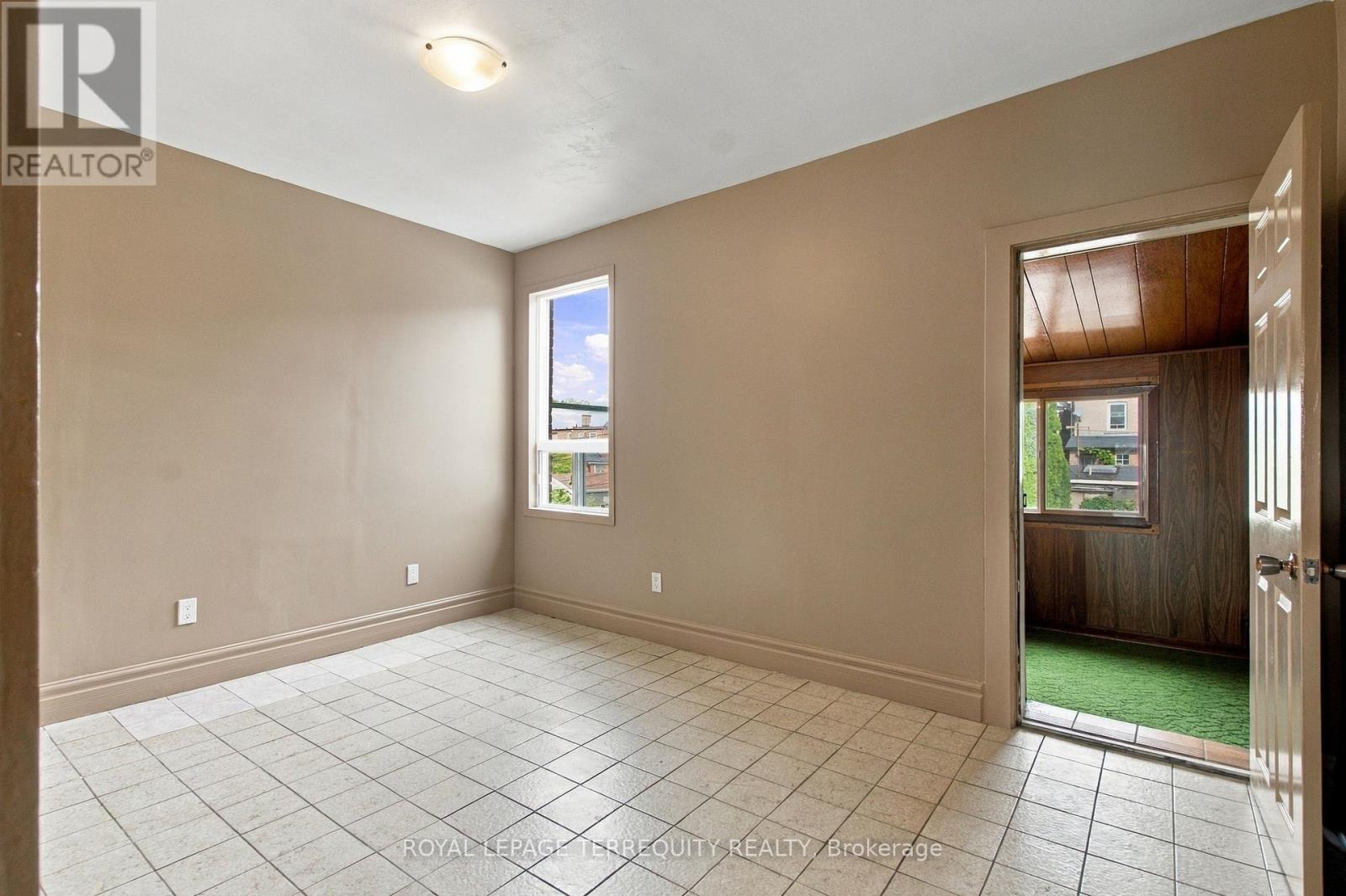 66 Auburn Avenue, Toronto, Ontario  M6H 2L9 - Photo 21 - W13795970
