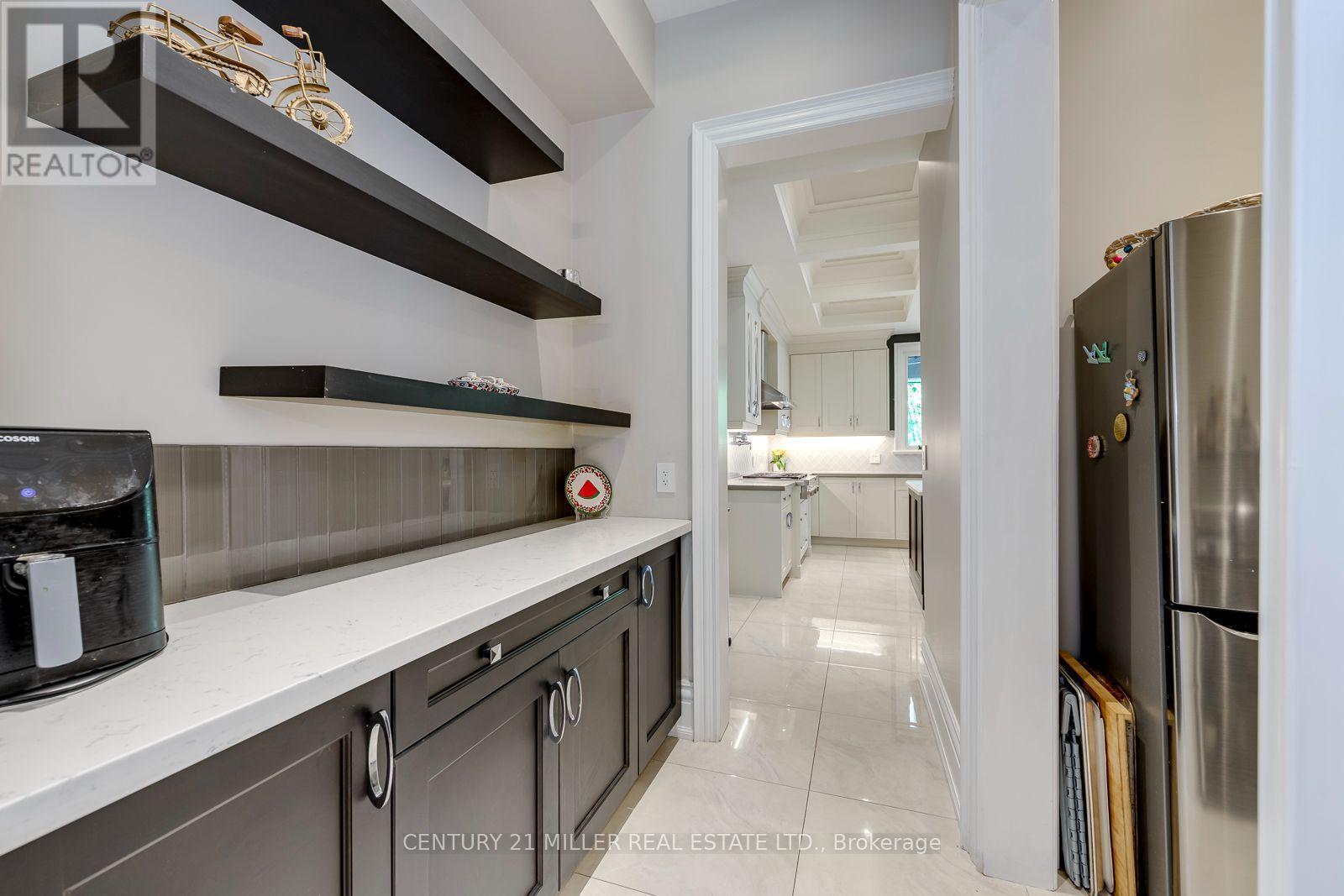 1399 Willowdown Road, Oakville, Ontario  L6L 1X2 - Photo 12 - W13796028