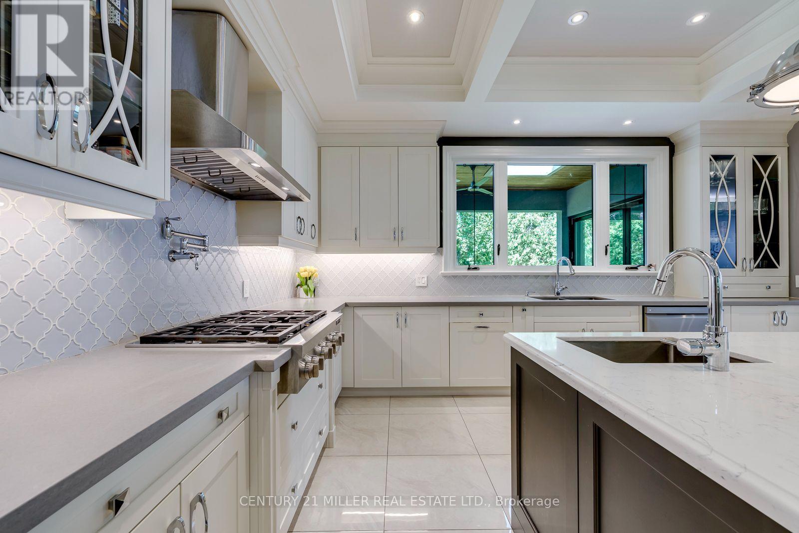1399 Willowdown Road, Oakville, Ontario  L6L 1X2 - Photo 9 - W13796028