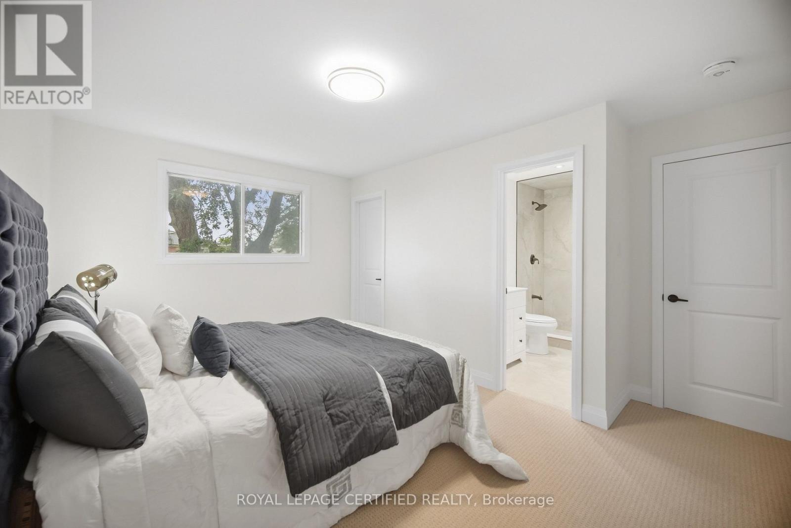 3390 Frobex Court, Mississauga, Ontario  L5C 2B5 - Photo 20 - W13796064