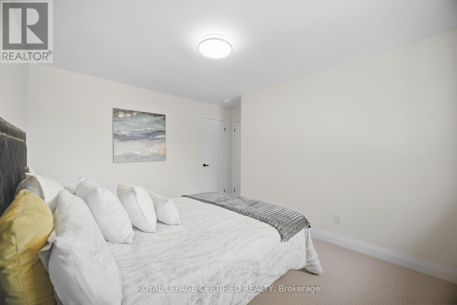 3390 Frobex Court, Mississauga, Ontario  L5C 2B5 - Photo 25 - W13796064