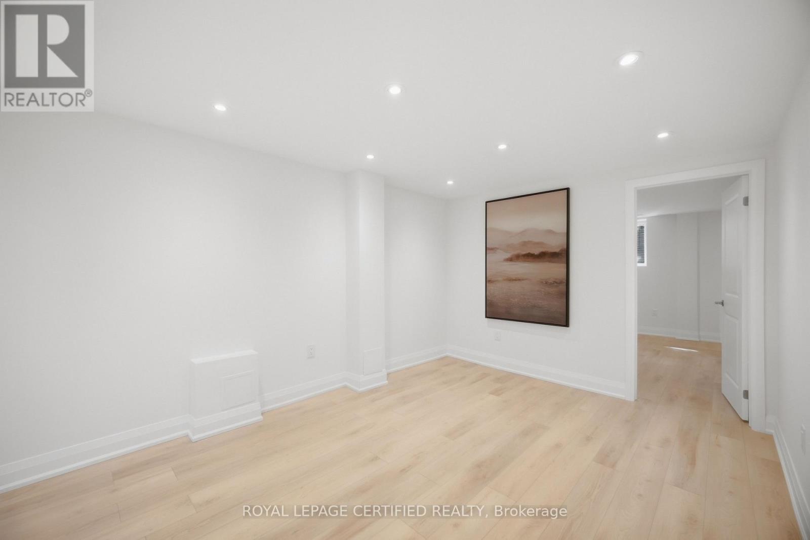 3390 Frobex Court, Mississauga, Ontario  L5C 2B5 - Photo 38 - W13796064