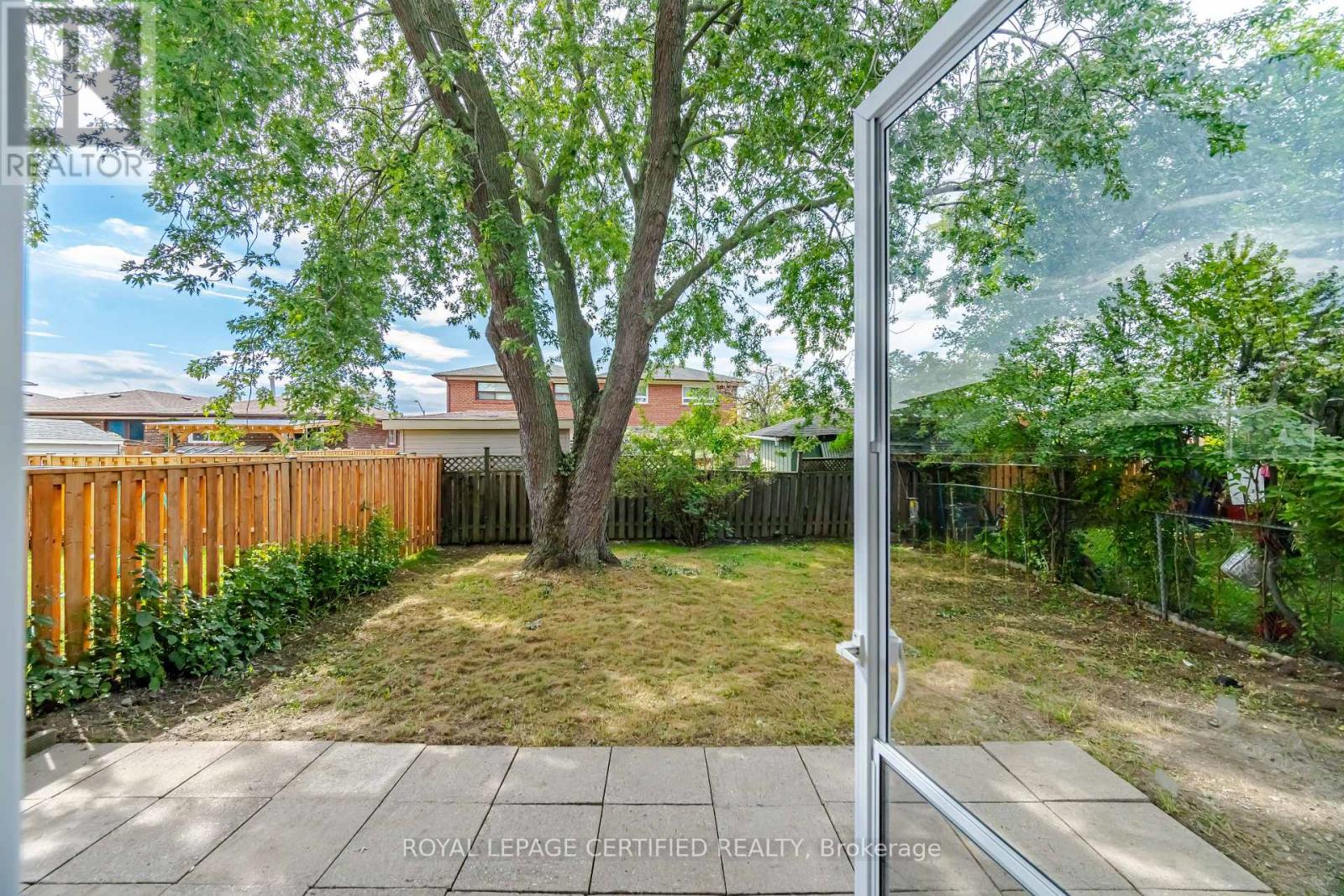 3390 Frobex Court, Mississauga, Ontario  L5C 2B5 - Photo 46 - W13796064