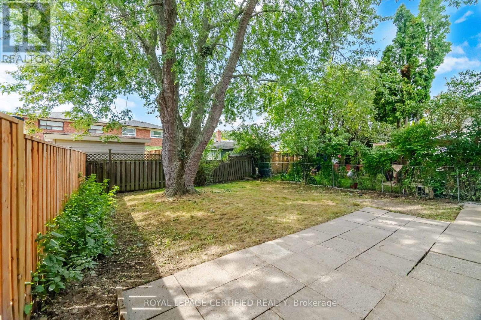 3390 Frobex Court, Mississauga, Ontario  L5C 2B5 - Photo 47 - W13796064