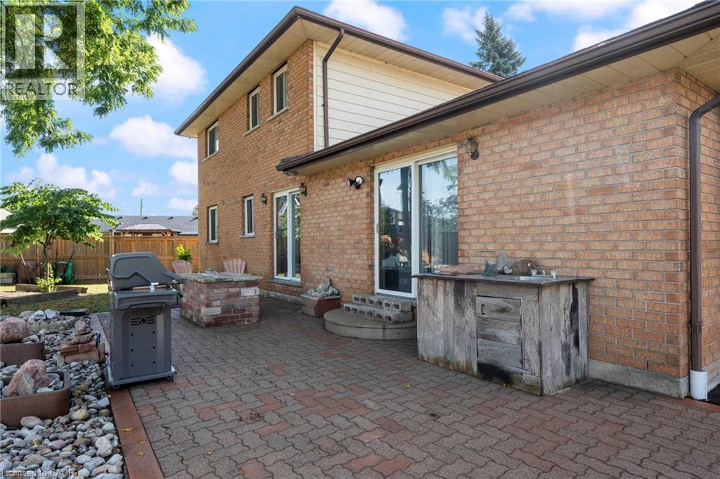 8 Beckett Drive, Brantford, Ontario  N3T 6E5 - Photo 23 - 40864305