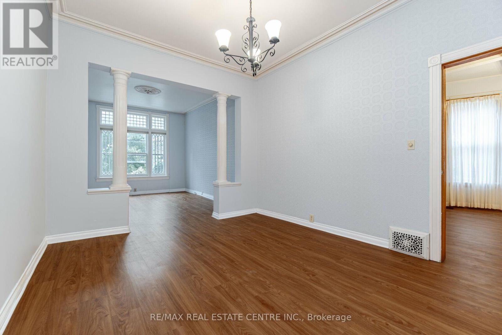 Lower - 267 Aberdeen Avenue, Hamilton, Ontario L8P 2R2 - Photo 12 - X13795704