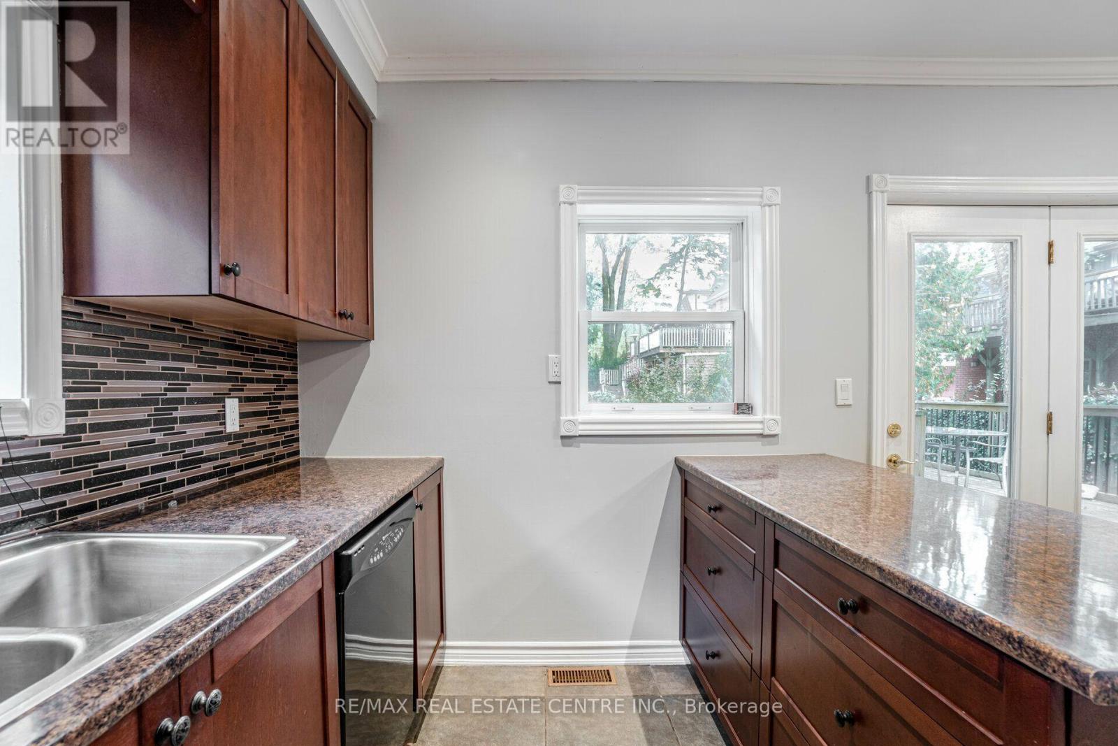 Lower - 267 Aberdeen Avenue, Hamilton, Ontario L8P 2R2 - Photo 19 - X13795704
