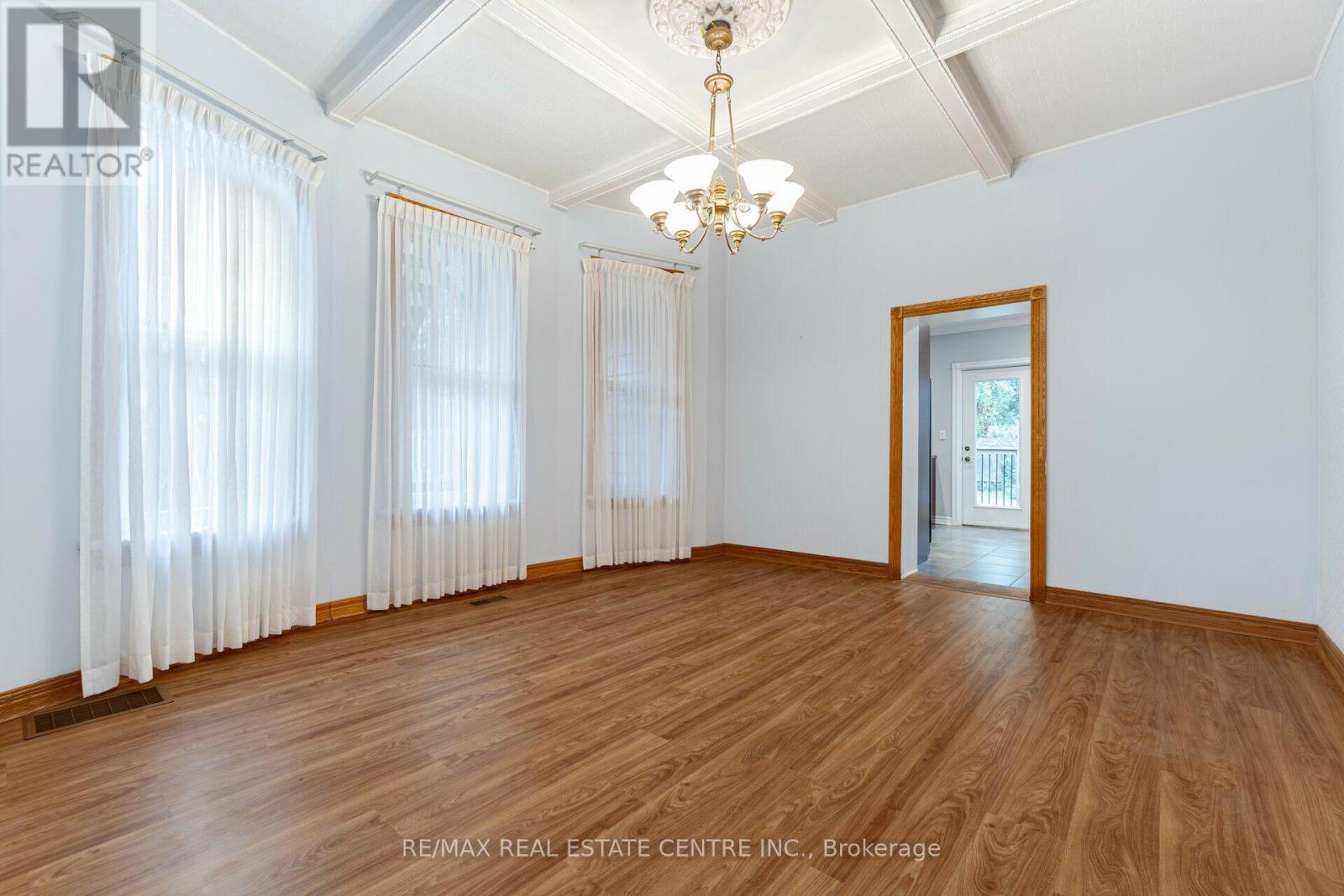 Lower - 267 Aberdeen Avenue, Hamilton, Ontario L8P 2R2 - Photo 7 - X13795704