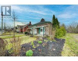 139 STIRLING AVENUE, Kitchener, Ontario