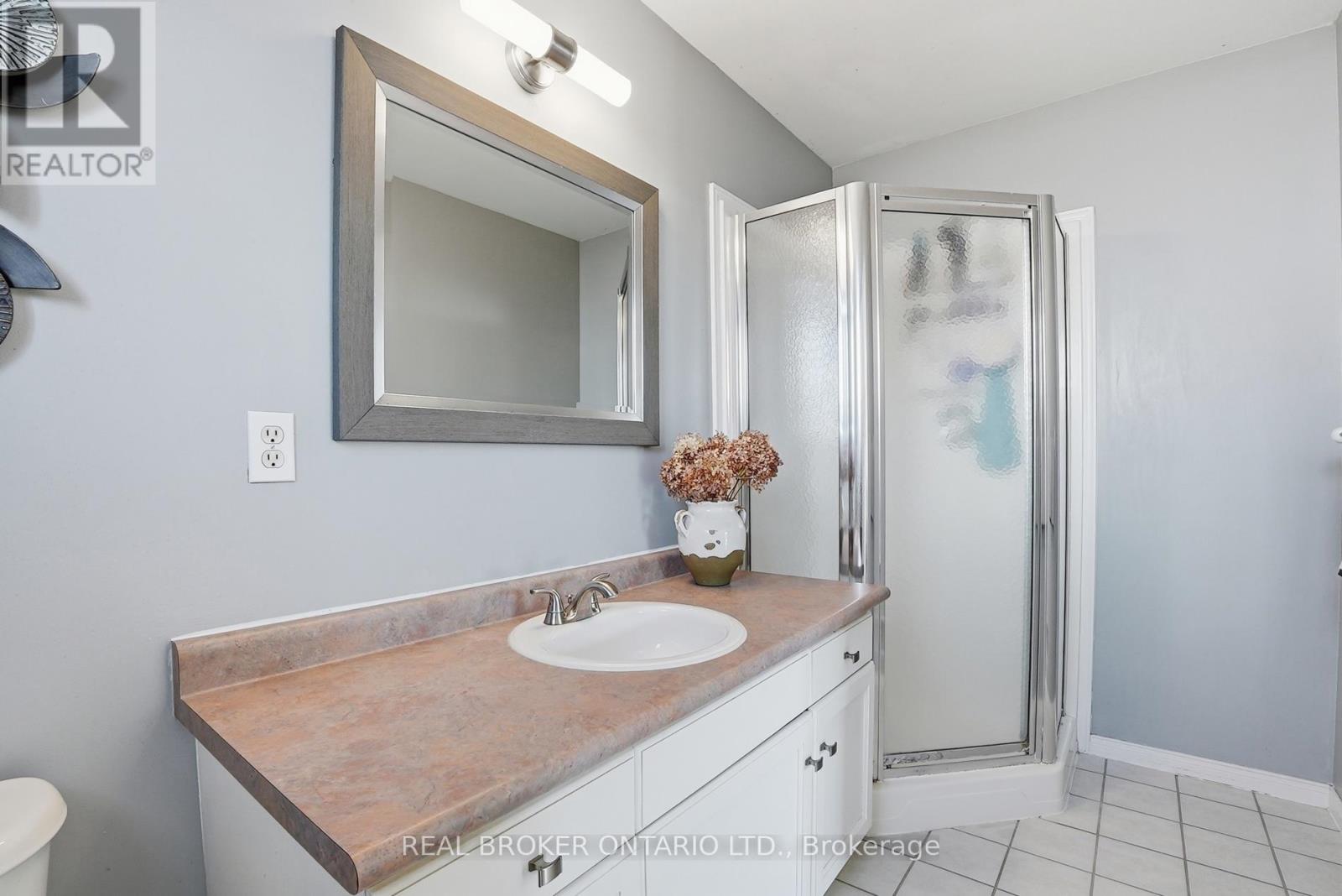 26 Kelly Court, Guelph, Ontario  N1K 1W3 - Photo 21 - X13795972