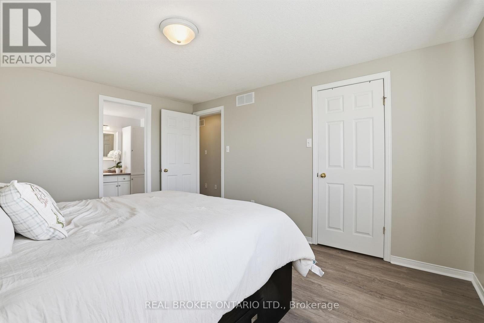 26 Kelly Court, Guelph, Ontario  N1K 1W3 - Photo 24 - X13795972