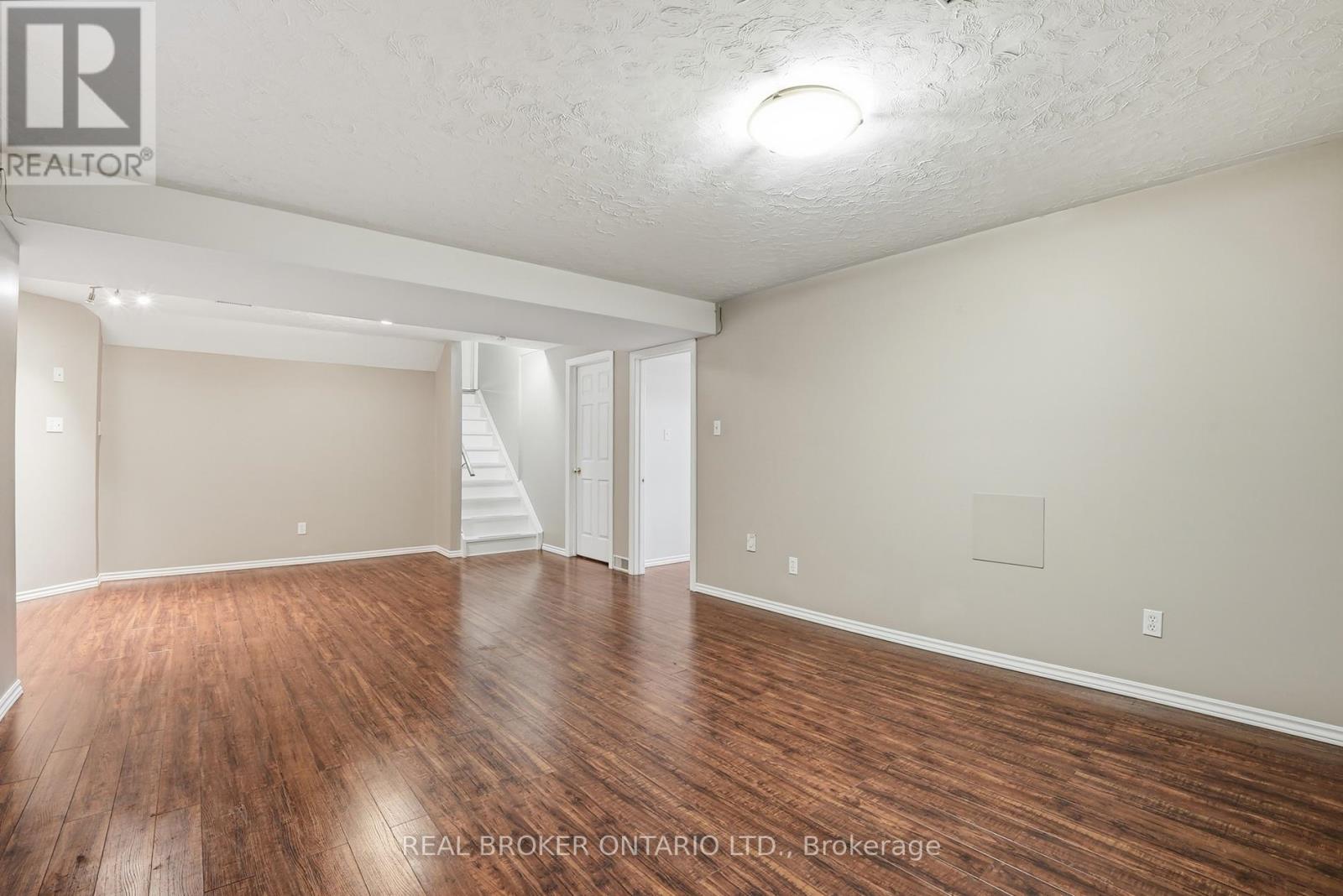 26 Kelly Court, Guelph, Ontario  N1K 1W3 - Photo 31 - X13795972
