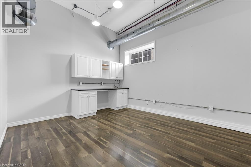 16 MYRTLE Avenue Unit# 9B, Hamilton, Ontario