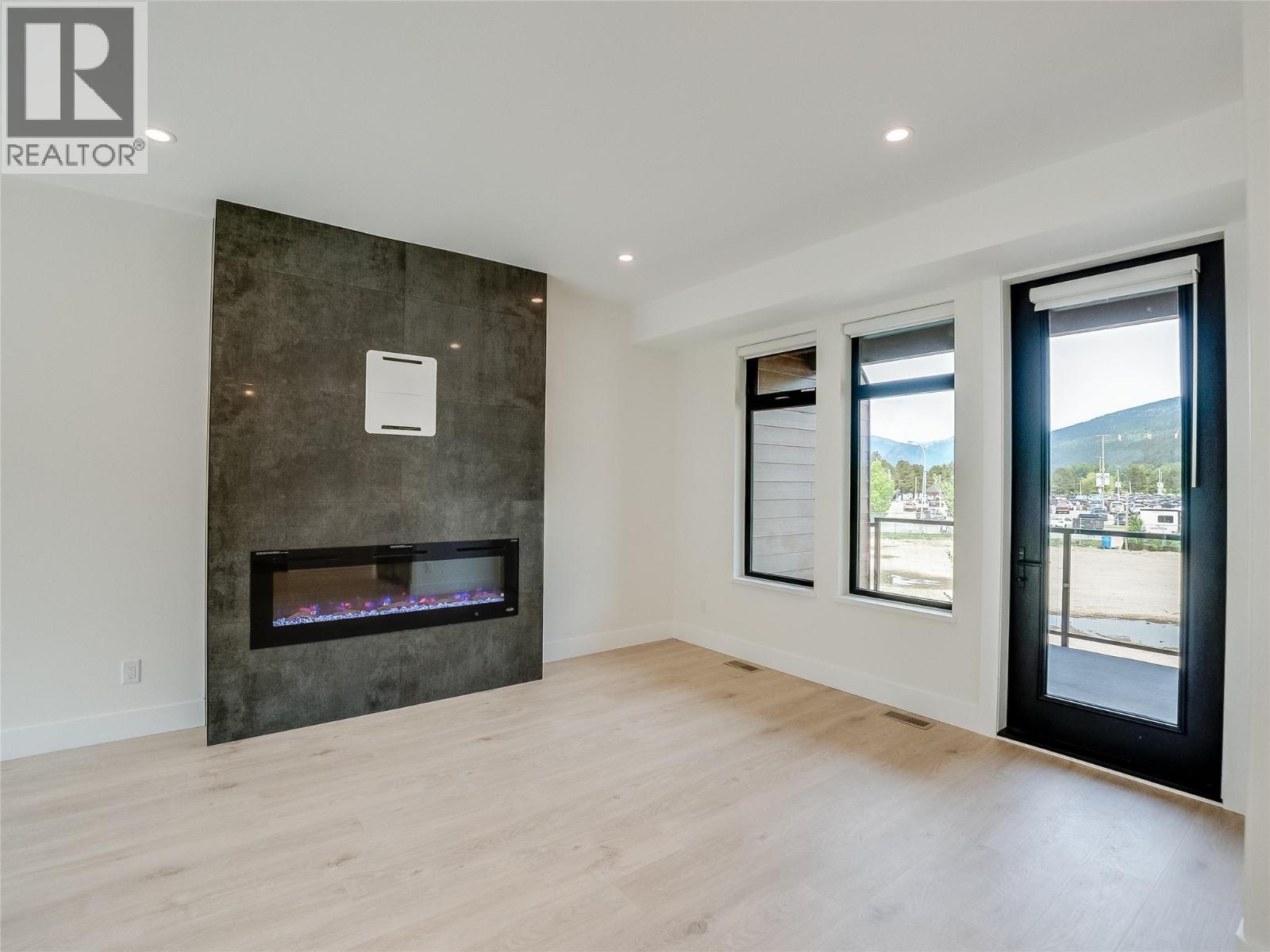 910 Lakeside Drive Unit# 203, Nelson, British Columbia V1L 6G3 - Photo 24 - 10387317