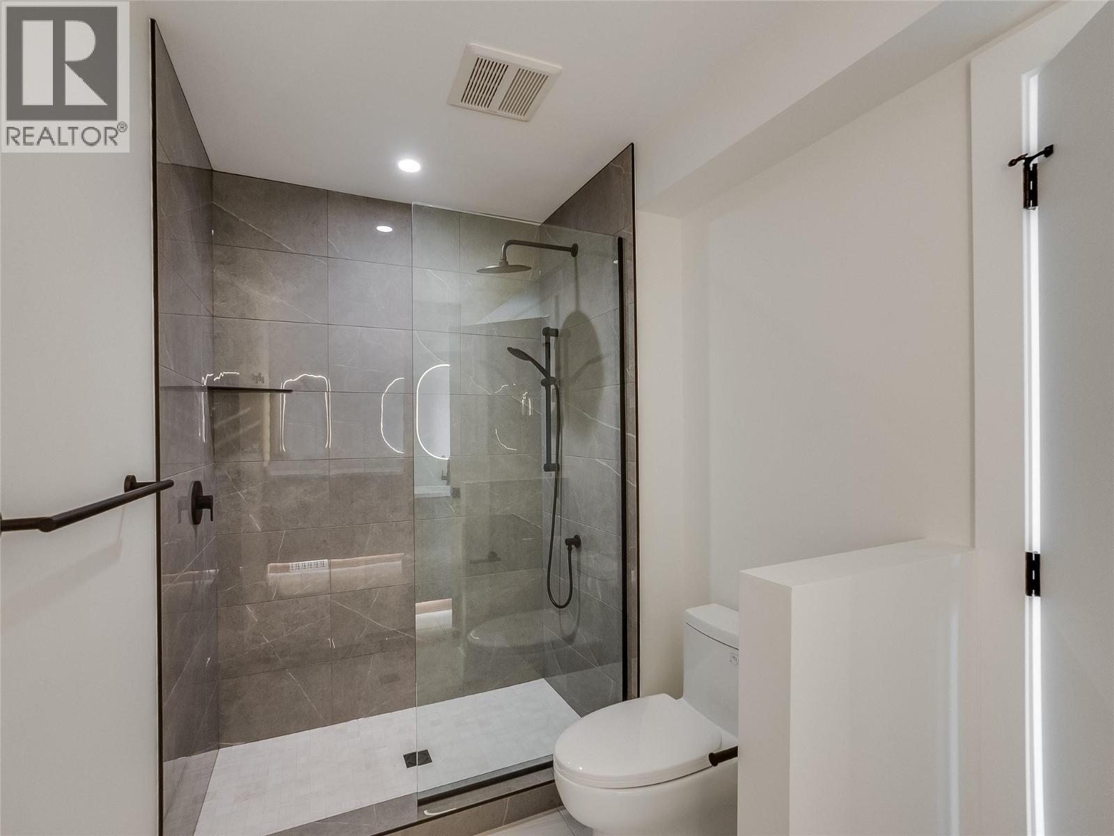 910 Lakeside Drive Unit# 203, Nelson, British Columbia V1L 6G3 - Photo 38 - 10387317