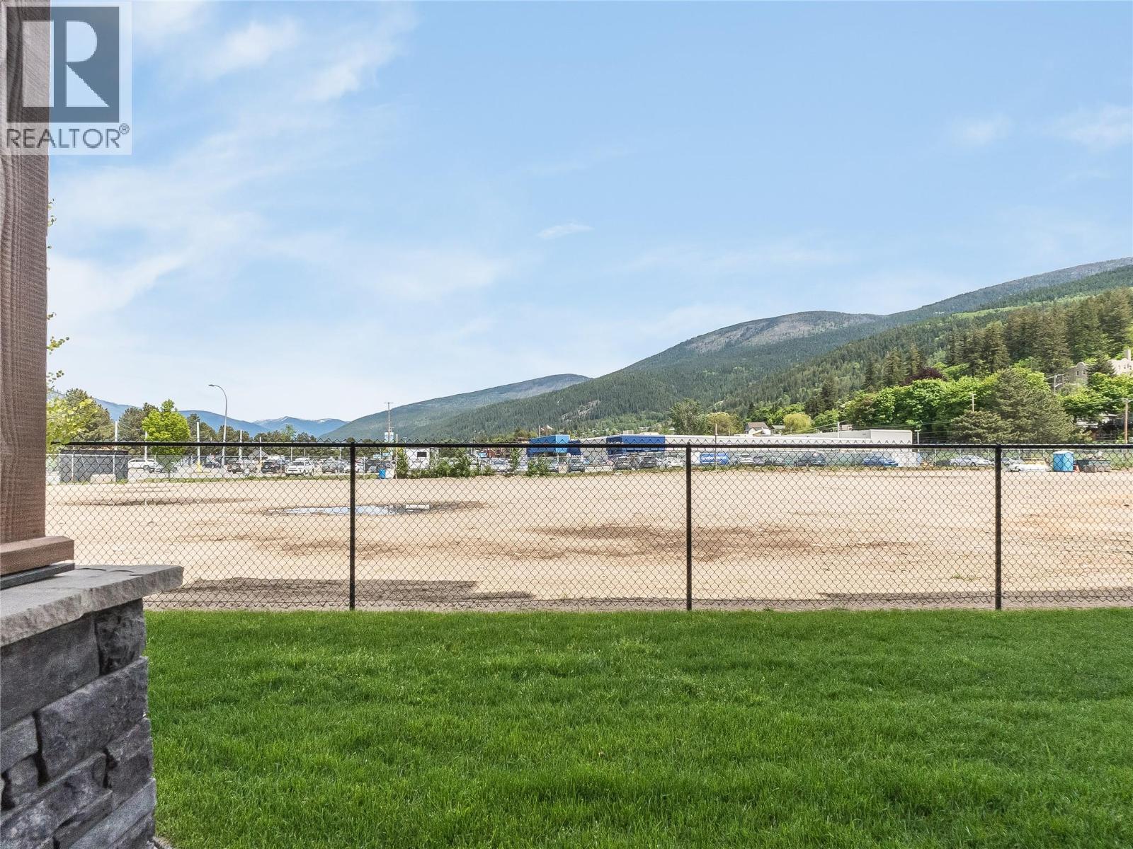 910 Lakeside Drive Unit# 203, Nelson, British Columbia V1L 6G3 - Photo 12 - 10387317