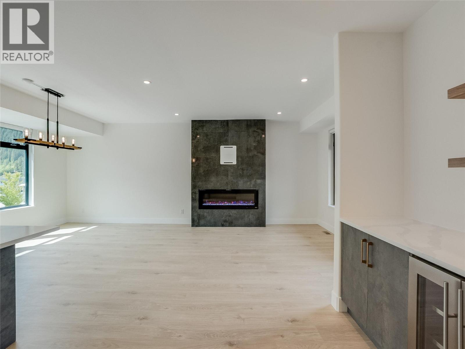 910 Lakeside Drive Unit# 203, Nelson, British Columbia V1L 6G3 - Photo 21 - 10387317