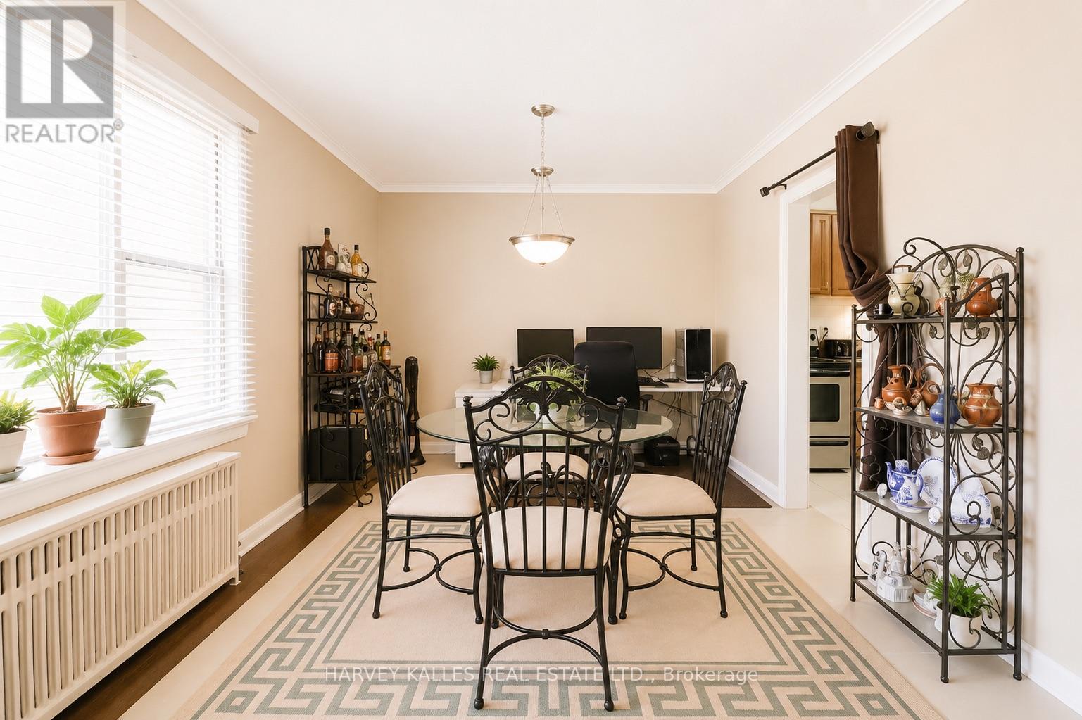 4 - 88 Trethewey Drive, Toronto, Ontario  M6M 4B4 - Photo 4 - W13555654