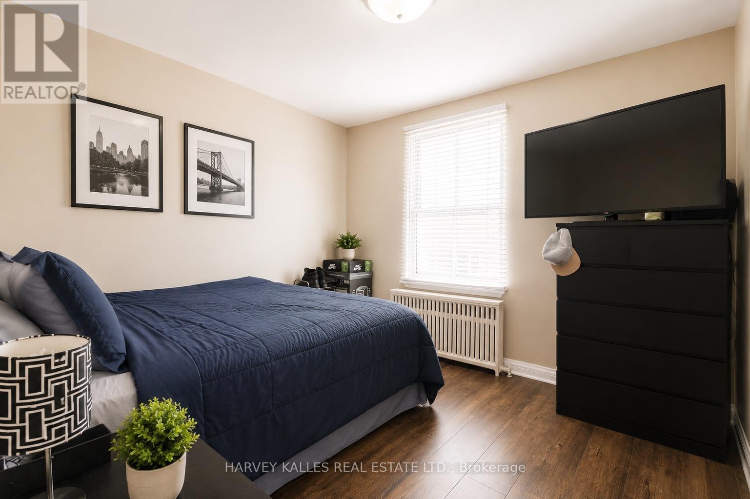 4 - 88 Trethewey Drive, Toronto, Ontario  M6M 4B4 - Photo 13 - W13555654