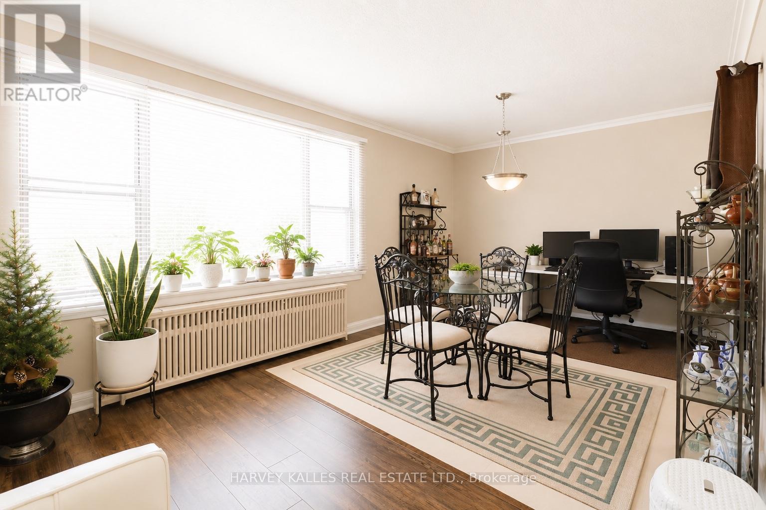 4 - 88 Trethewey Drive, Toronto, Ontario  M6M 4B4 - Photo 9 - W13555654