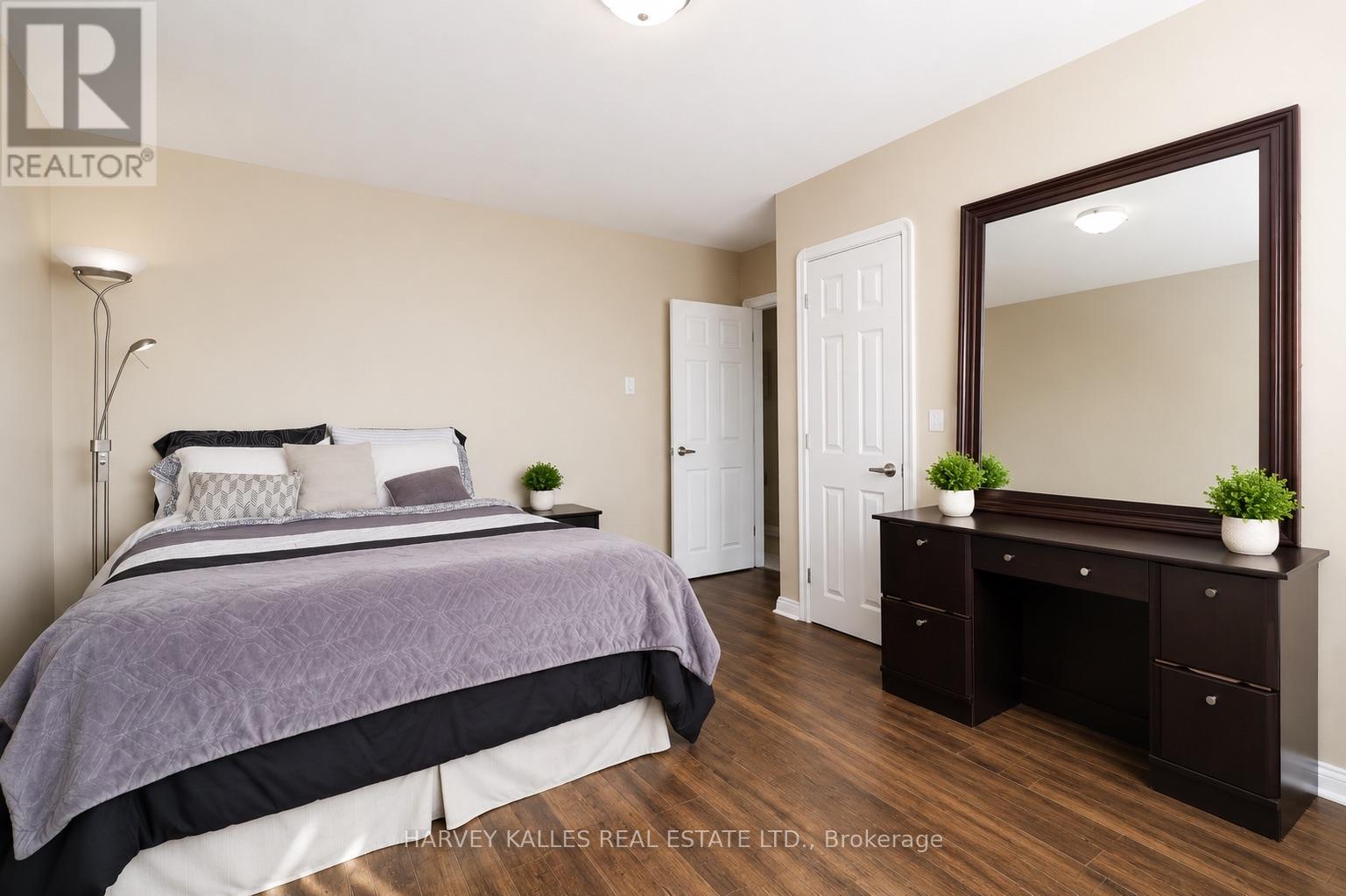 4 - 88 Trethewey Drive, Toronto, Ontario  M6M 4B4 - Photo 17 - W13555654