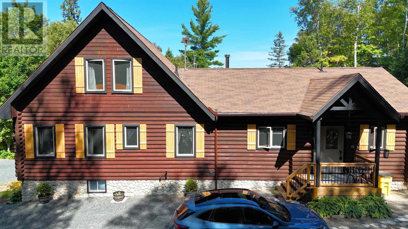 6 Quirke Ln, Elliot Lake, Ontario  P5A 2S9 - Photo 2 - SM261573